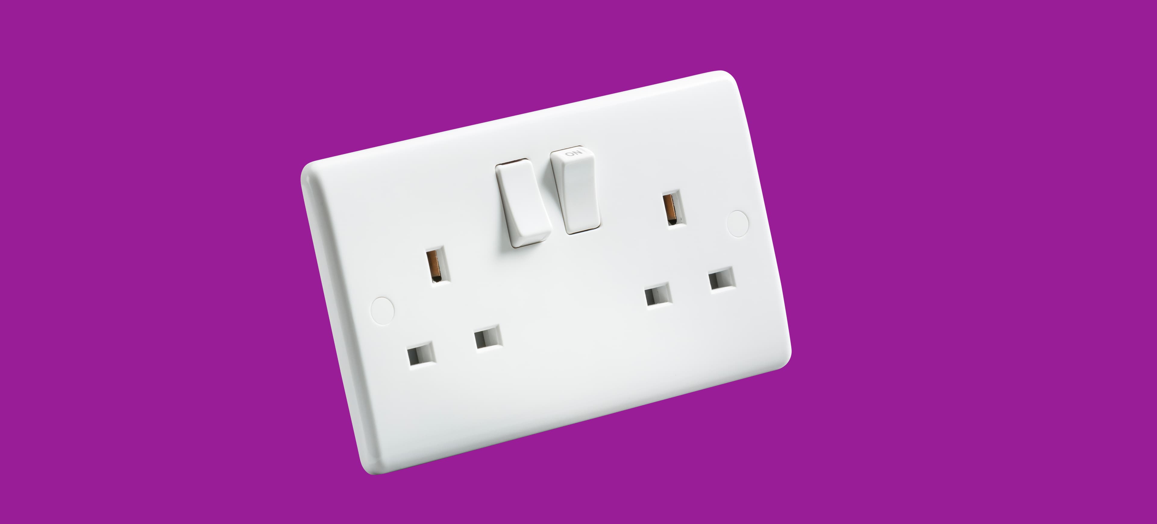 Knightsbridge White Socket