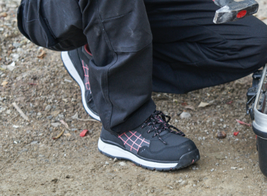 screwfix dickies boots