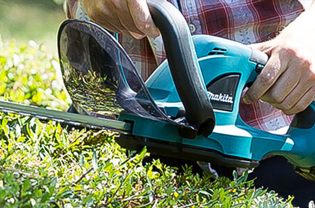 Makita | Screwfix Website